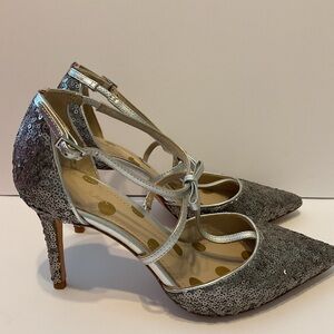 Boden Jennifer Sliver Sequin T-Strap Bow Accent 3.5” Heels Women’s Size 6.5 36.5